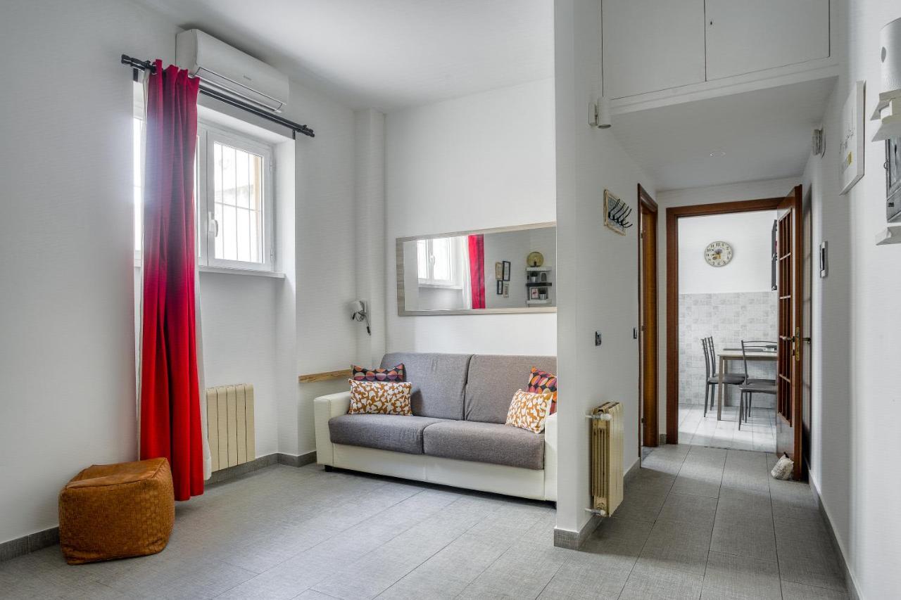 Tiburtina Apartment Рим Екстериор снимка