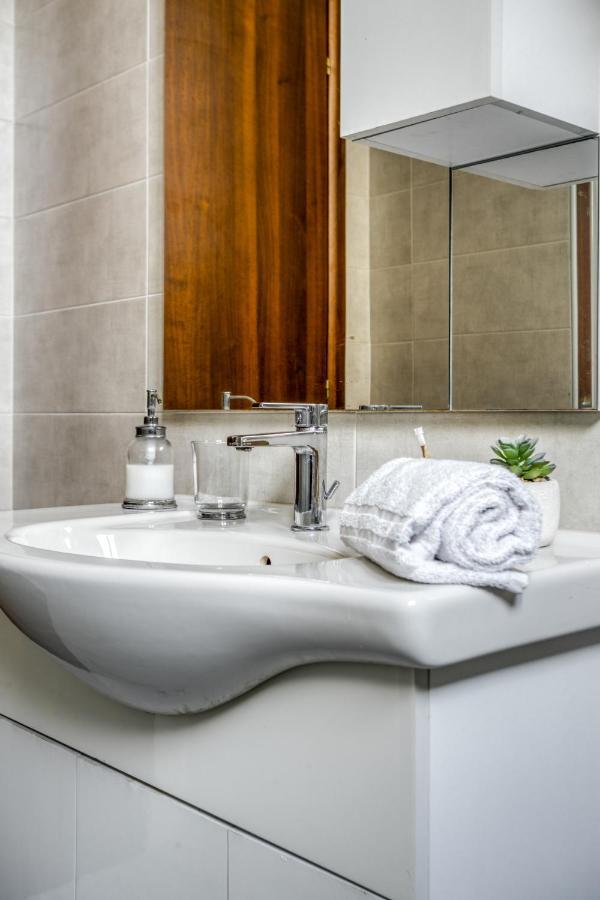 Tiburtina Apartment Рим Екстериор снимка