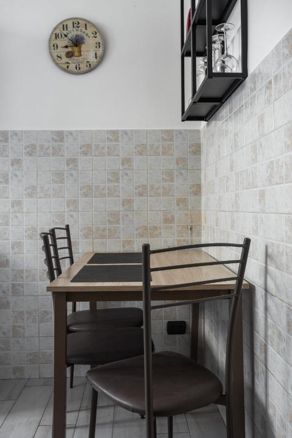 Tiburtina Apartment Рим Екстериор снимка